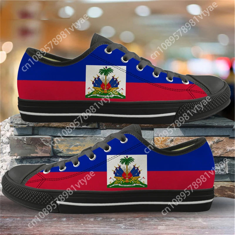 Doginthehole Canvas Spring Custom Vulcanize Shoes Haiti Flags Design Lightweight Low Top Flats for Youth Girls Comfort Zapatos