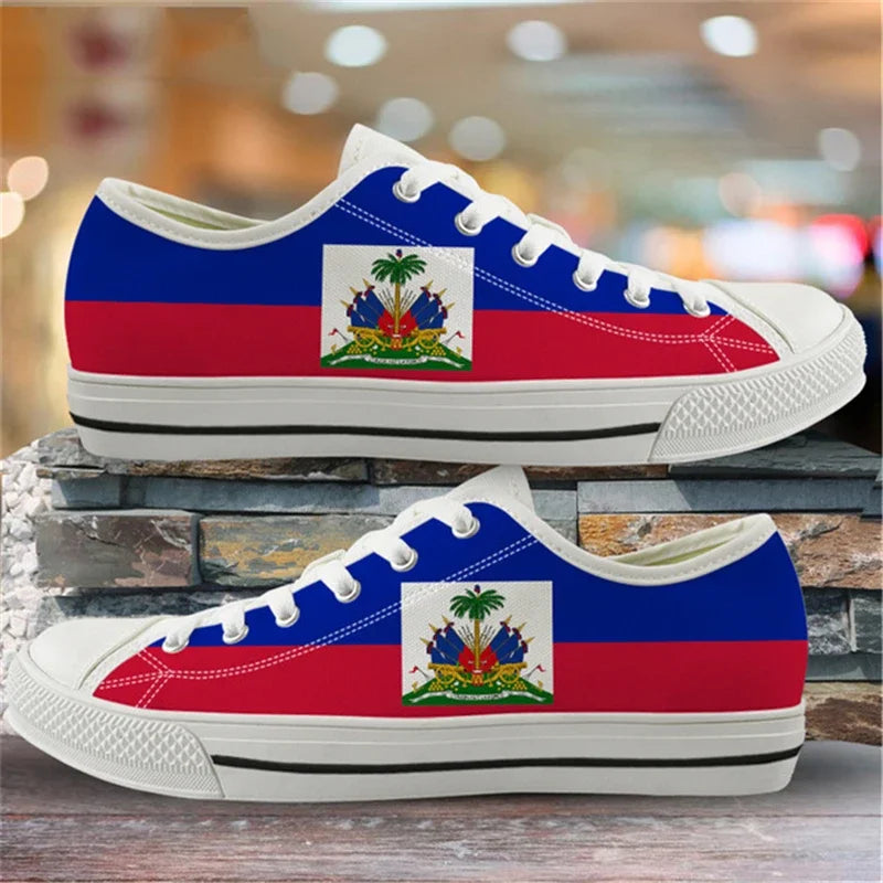 Doginthehole Canvas Spring Custom Vulcanize Shoes Haiti Flags Design Lightweight Low Top Flats for Youth Girls Comfort Zapatos