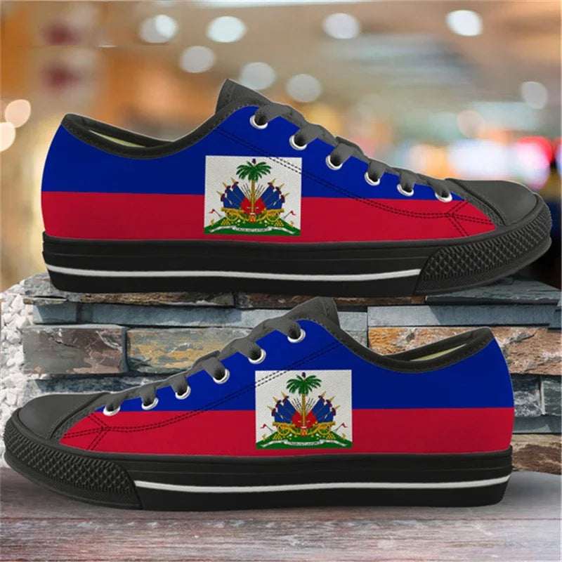 Doginthehole Canvas Spring Custom Vulcanize Shoes Haiti Flags Design Lightweight Low Top Flats for Youth Girls Comfort Zapatos