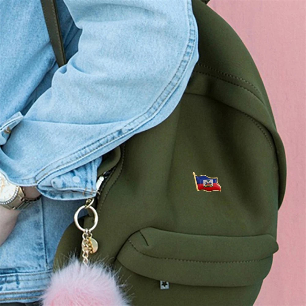 North America Haiti Flag Lapel Pin Metal Enamel Brooches and Pins Backpack Badge Collar Jewelry